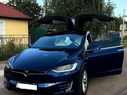 Тесла Модель Х, объемом двигателя 0 л и пробегом 108 тыс. км за 21500 $, фото 1 на Automoto.ua