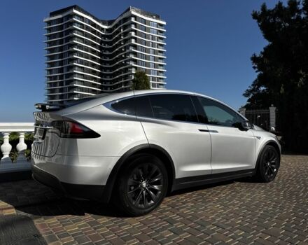 Серый Тесла Модель Х, объемом двигателя 0 л и пробегом 228 тыс. км за 18000 $, фото 6 на Automoto.ua