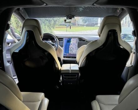 Серый Тесла Модель Х, объемом двигателя 0 л и пробегом 228 тыс. км за 18000 $, фото 17 на Automoto.ua