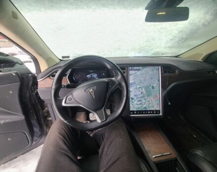 Серый Тесла Модель Х, объемом двигателя 0 л и пробегом 138 тыс. км за 17000 $, фото 1 на Automoto.ua