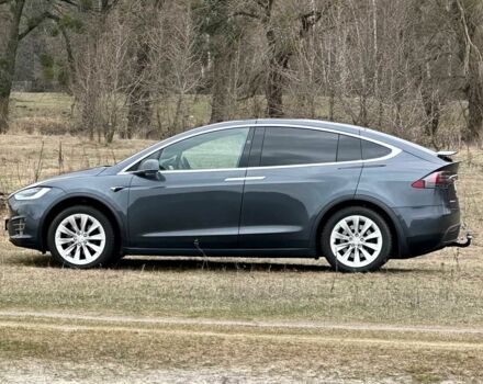 Сірий Тесла Модель Х, об'ємом двигуна 0 л та пробігом 120 тис. км за 35000 $, фото 4 на Automoto.ua