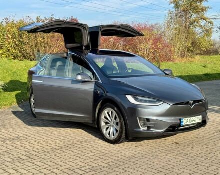 Сірий Тесла Модель Х, об'ємом двигуна 0 л та пробігом 120 тис. км за 35000 $, фото 1 на Automoto.ua