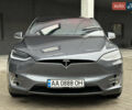 Серый Тесла Модель Х, объемом двигателя 0 л и пробегом 168 тыс. км за 19400 $, фото 3 на Automoto.ua