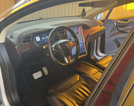 Сірий Тесла Модель Х, об'ємом двигуна 0 л та пробігом 93 тис. км за 24900 $, фото 28 на Automoto.ua