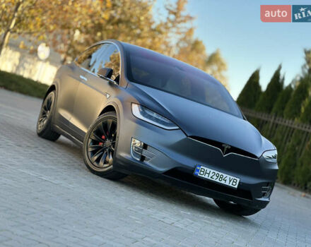Серый Тесла Модель Х, объемом двигателя 0 л и пробегом 75 тыс. км за 25500 $, фото 10 на Automoto.ua