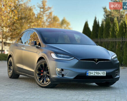 Серый Тесла Модель Х, объемом двигателя 0 л и пробегом 75 тыс. км за 25500 $, фото 13 на Automoto.ua