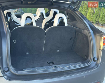 Серый Тесла Модель Х, объемом двигателя 0 л и пробегом 75 тыс. км за 25500 $, фото 33 на Automoto.ua