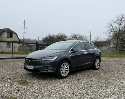 Сірий Тесла Модель Х, об'ємом двигуна 0 л та пробігом 112 тис. км за 21000 $, фото 2 на Automoto.ua