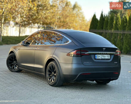 Серый Тесла Модель Х, объемом двигателя 0 л и пробегом 75 тыс. км за 25500 $, фото 7 на Automoto.ua