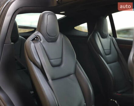 Тесла Модель Х 2016 в Ивано-Франковске на Automoto.ua Серый Тесла Модель Х, объемом двигателя 0 л и пробегом 120 тыс. км за 25000 $, фото 23 на Automoto.ua