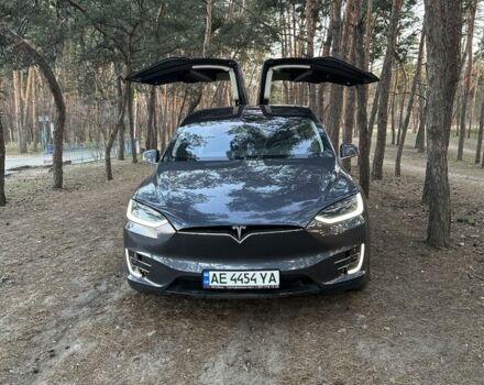 Сірий Тесла Модель Х, об'ємом двигуна 0 л та пробігом 250 тис. км за 21900 $, фото 4 на Automoto.ua