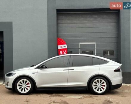 Серый Тесла Модель Х, объемом двигателя 0 л и пробегом 111 тыс. км за 20500 $, фото 5 на Automoto.ua