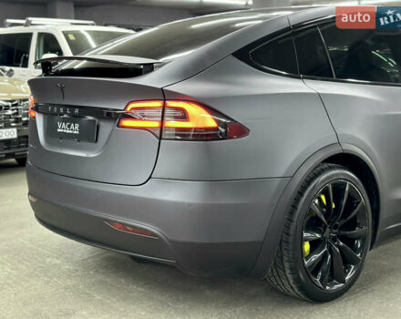 Серый Тесла Модель Х, объемом двигателя 0 л и пробегом 229 тыс. км за 24500 $, фото 9 на Automoto.ua