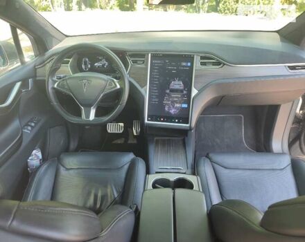 Серый Тесла Модель Х, объемом двигателя 0 л и пробегом 192 тыс. км за 34000 $, фото 11 на Automoto.ua
