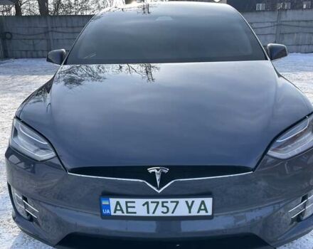 Серый Тесла Модель Х, объемом двигателя 0 л и пробегом 220 тыс. км за 17500 $, фото 9 на Automoto.ua