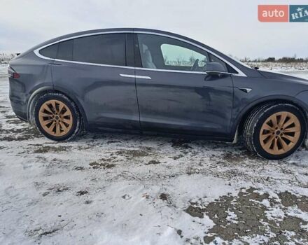 Сірий Тесла Модель Х, об'ємом двигуна 0 л та пробігом 217 тис. км за 25500 $, фото 3 на Automoto.ua