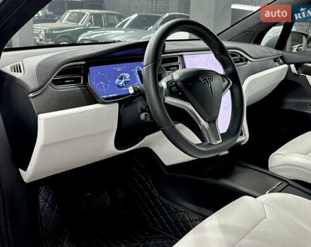 Серый Тесла Модель Х, объемом двигателя 0 л и пробегом 229 тыс. км за 24500 $, фото 16 на Automoto.ua