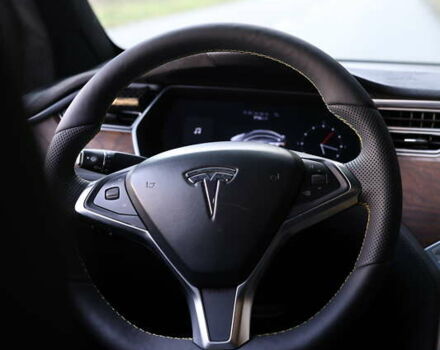 Тесла Модель Х 2016 в Ивано-Франковске на Automoto.ua Серый Тесла Модель Х, объемом двигателя 0 л и пробегом 120 тыс. км за 25000 $, фото 12 на Automoto.ua