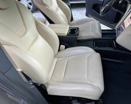 Серый Тесла Модель Х, объемом двигателя 0 л и пробегом 79 тыс. км за 18000 $, фото 7 на Automoto.ua