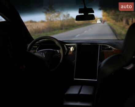 Тесла Модель Х 2016 в Ивано-Франковске на Automoto.ua Серый Тесла Модель Х, объемом двигателя 0 л и пробегом 120 тыс. км за 25000 $, фото 17 на Automoto.ua