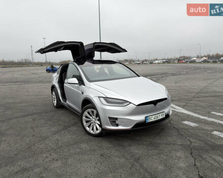 Серый Тесла Модель Х, объемом двигателя 0 л и пробегом 215 тыс. км за 21700 $, фото 37 на Automoto.ua