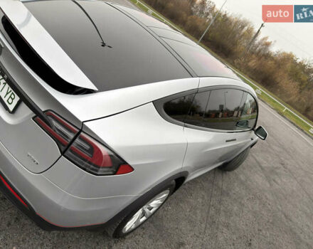 Серый Тесла Модель Х, объемом двигателя 0 л и пробегом 215 тыс. км за 21700 $, фото 23 на Automoto.ua