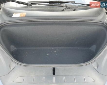 Серый Тесла Модель Х, объемом двигателя 0 л и пробегом 164 тыс. км за 5800 $, фото 11 на Automoto.ua