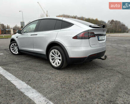 Серый Тесла Модель Х, объемом двигателя 0 л и пробегом 215 тыс. км за 21700 $, фото 11 на Automoto.ua