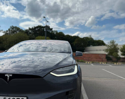 Серый Тесла Модель Х, объемом двигателя 0 л и пробегом 171 тыс. км за 22700 $, фото 9 на Automoto.ua