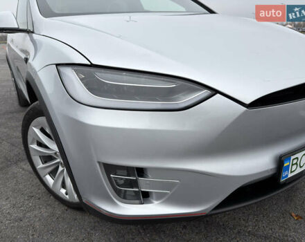 Серый Тесла Модель Х, объемом двигателя 0 л и пробегом 215 тыс. км за 21700 $, фото 35 на Automoto.ua