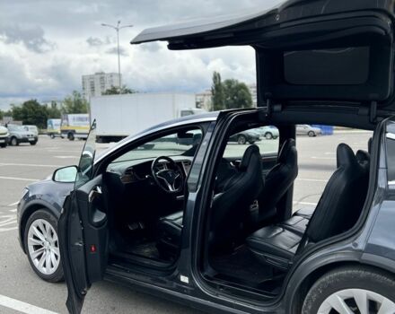 Тесла Модель Х 2017 у Києві на Automoto.ua Сірий Тесла Модель Х, об'ємом двигуна 0 л та пробігом 150 тис. км за 24500 $, фото 2 на Automoto.ua