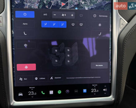 Серый Тесла Модель Х, объемом двигателя 0 л и пробегом 217 тыс. км за 20900 $, фото 18 на Automoto.ua