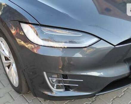 Сірий Тесла Модель Х, об'ємом двигуна 0 л та пробігом 130 тис. км за 33500 $, фото 24 на Automoto.ua