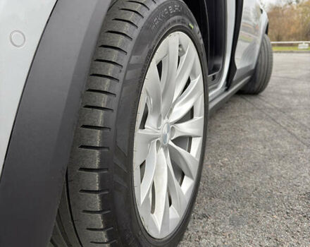 Серый Тесла Модель Х, объемом двигателя 0 л и пробегом 215 тыс. км за 21700 $, фото 67 на Automoto.ua