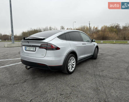 Серый Тесла Модель Х, объемом двигателя 0 л и пробегом 215 тыс. км за 21700 $, фото 7 на Automoto.ua