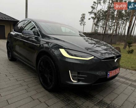 Серый Тесла Модель Х, объемом двигателя 0 л и пробегом 217 тыс. км за 20900 $, фото 1 на Automoto.ua