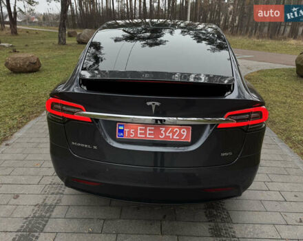 Серый Тесла Модель Х, объемом двигателя 0 л и пробегом 217 тыс. км за 20900 $, фото 5 на Automoto.ua