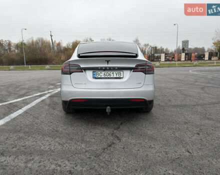 Серый Тесла Модель Х, объемом двигателя 0 л и пробегом 215 тыс. км за 21700 $, фото 9 на Automoto.ua