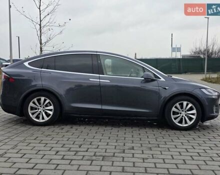 Сірий Тесла Модель Х, об'ємом двигуна 0 л та пробігом 199 тис. км за 18700 $, фото 6 на Automoto.ua