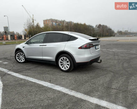 Серый Тесла Модель Х, объемом двигателя 0 л и пробегом 215 тыс. км за 21700 $, фото 25 на Automoto.ua