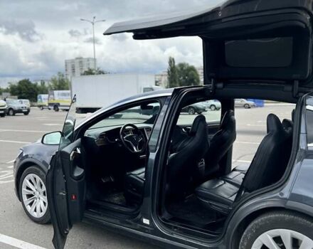 Тесла Модель Х 2017 в Киеве на Automoto.ua Серый Тесла Модель Х, объемом двигателя 0 л и пробегом 140 тыс. км за 25000 $, фото 27 на Automoto.ua