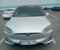 Серый Тесла Модель Х, объемом двигателя 0 л и пробегом 125 тыс. км за 23300 $, фото 4 на Automoto.ua