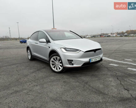 Серый Тесла Модель Х, объемом двигателя 0 л и пробегом 215 тыс. км за 21700 $, фото 4 на Automoto.ua