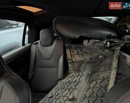 Серый Тесла Модель Х, объемом двигателя 0 л и пробегом 123 тыс. км за 20000 $, фото 8 на Automoto.ua