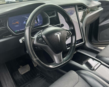Сірий Тесла Модель Х, об'ємом двигуна 0 л та пробігом 53 тис. км за 47500 $, фото 3 на Automoto.ua