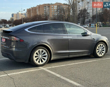 Серый Тесла Модель Х, объемом двигателя 0 л и пробегом 233 тыс. км за 17500 $, фото 12 на Automoto.ua