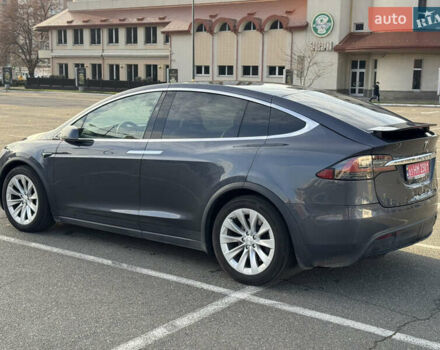 Серый Тесла Модель Х, объемом двигателя 0 л и пробегом 233 тыс. км за 17500 $, фото 18 на Automoto.ua