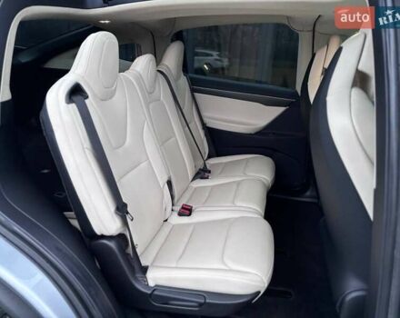 Сірий Тесла Модель Х, об'ємом двигуна 0 л та пробігом 84 тис. км за 23999 $, фото 26 на Automoto.ua