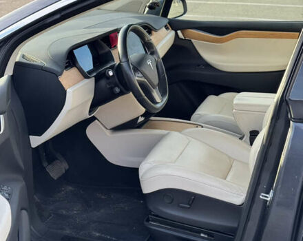 Серый Тесла Модель Х, объемом двигателя 0 л и пробегом 233 тыс. км за 17500 $, фото 26 на Automoto.ua