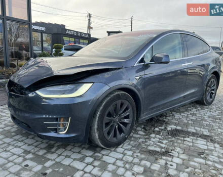 Серый Тесла Модель Х, объемом двигателя 0 л и пробегом 96 тыс. км за 16900 $, фото 8 на Automoto.ua